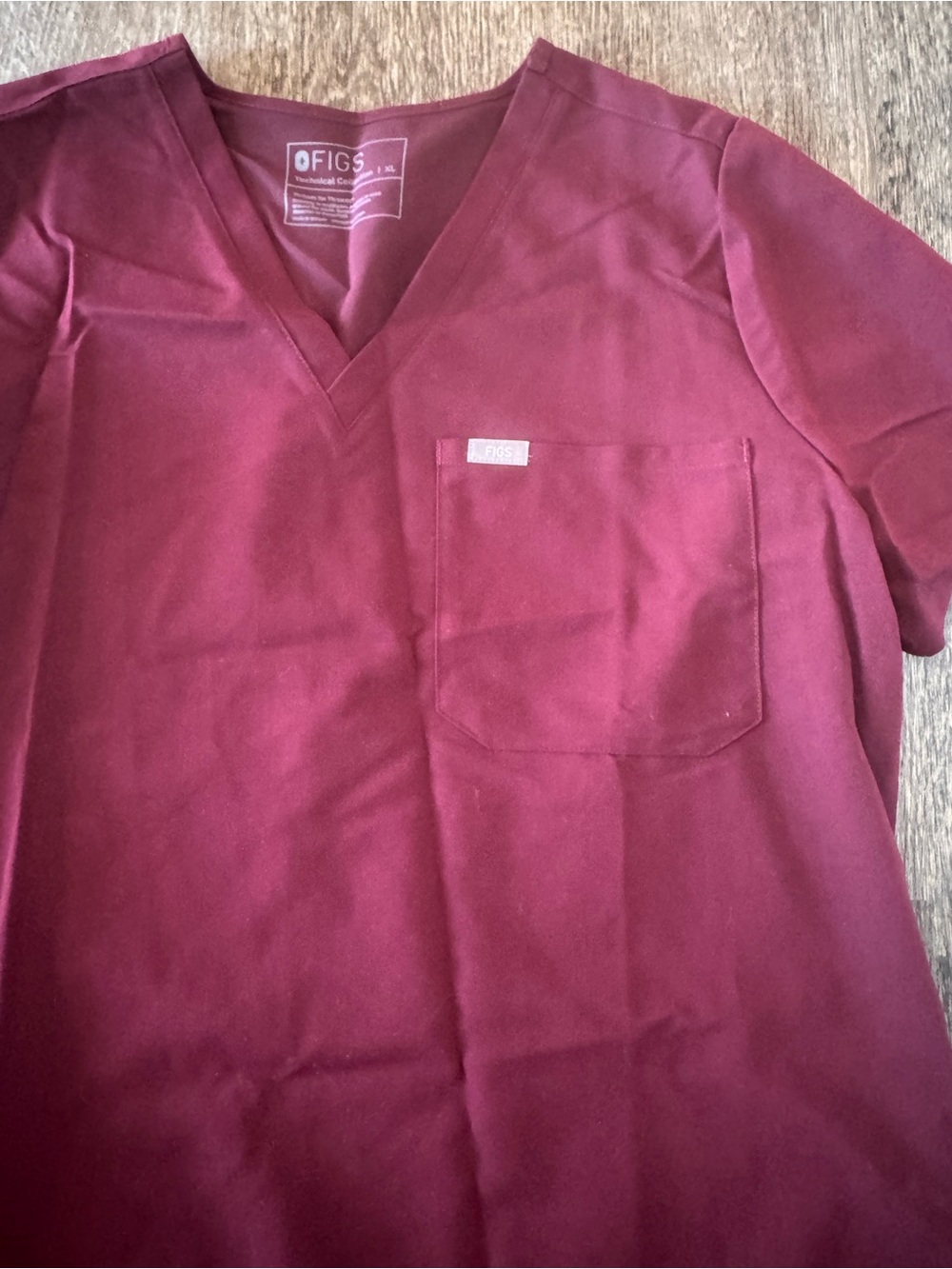 FIGS  V-Neck Scrub Top — Burgundy